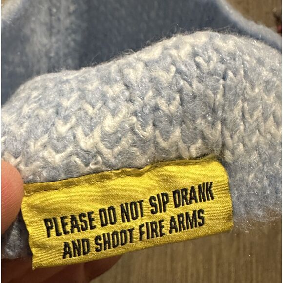 THATS A AWFUL LOT OF COUGH SYRUP - Alpaca Beanie - Powder Blue - New - Picture 4 of 4